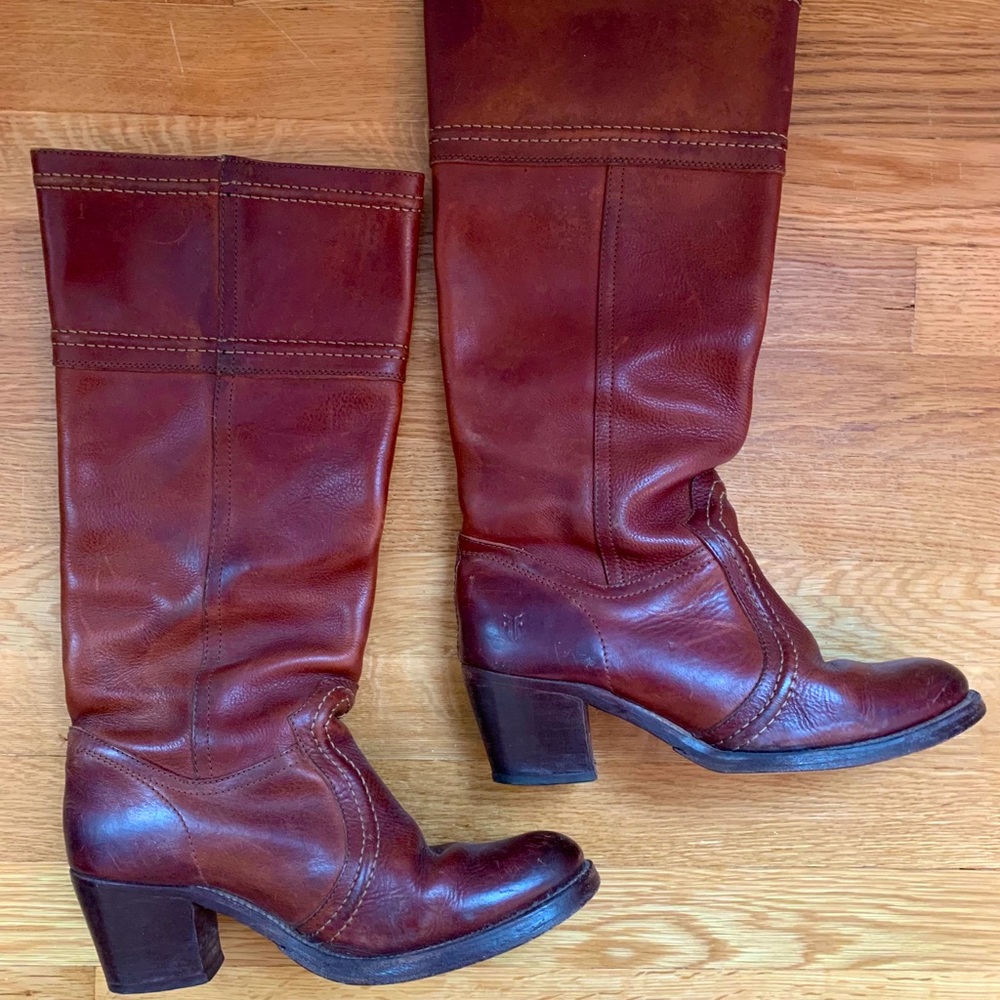 Women’s Frye Jane Stitch Boots Size 8.